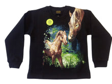 Lade das Bild in den Galerie-Viewer, Bushfire Sweatshirt Kinder Pferd mit Fohlen, Horse RNSK847
